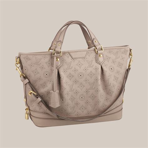 Stellar Louis Vuitton Handbags for Women 